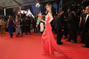 最年轻中国女演员付咏铷演绎《花木兰传奇》，让世界看见东方少年
